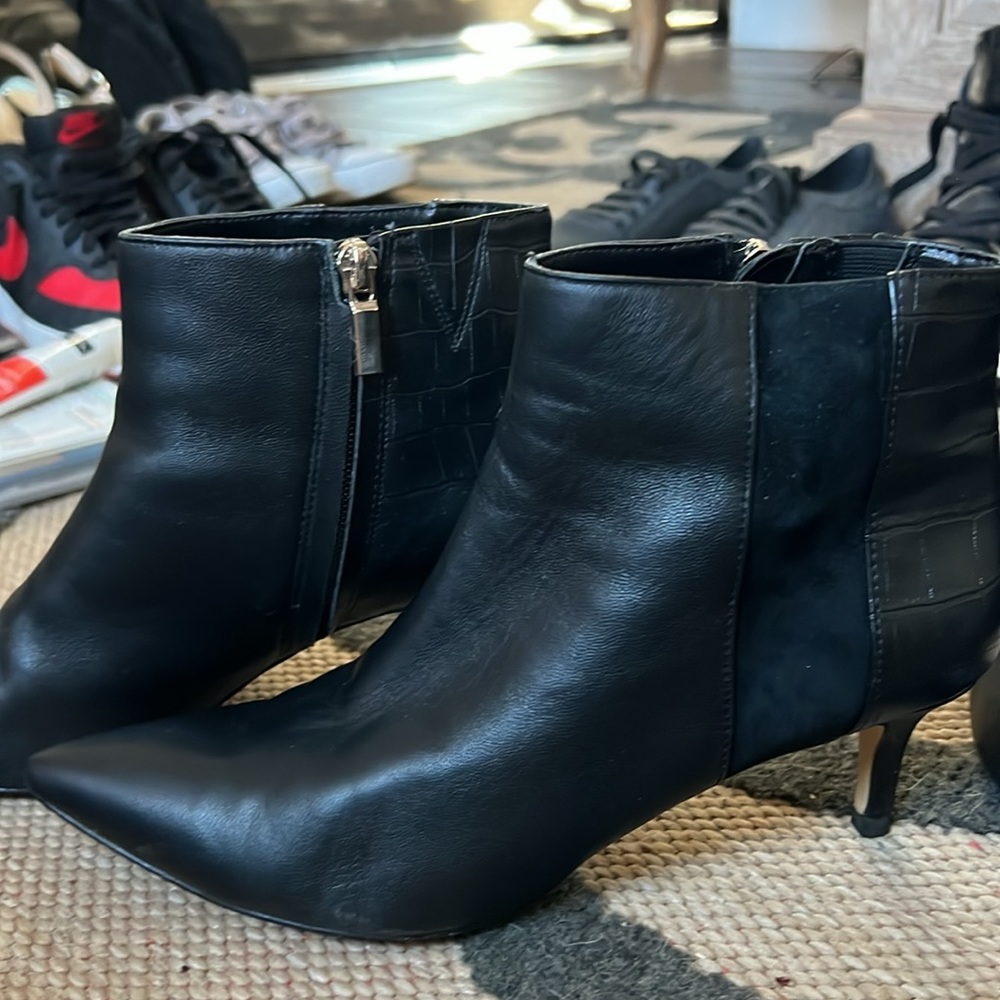 WHBM booties - Picture 2 of 3